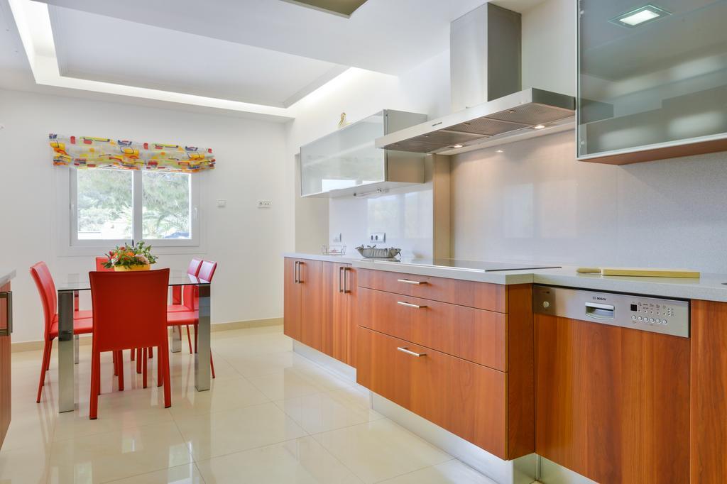 Villa Con Piscina Gigante Sant Francesc de s'Estany Zimmer foto