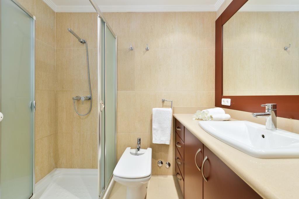Villa Con Piscina Gigante Sant Francesc de s'Estany Zimmer foto